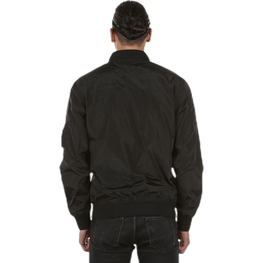 Erryl Black