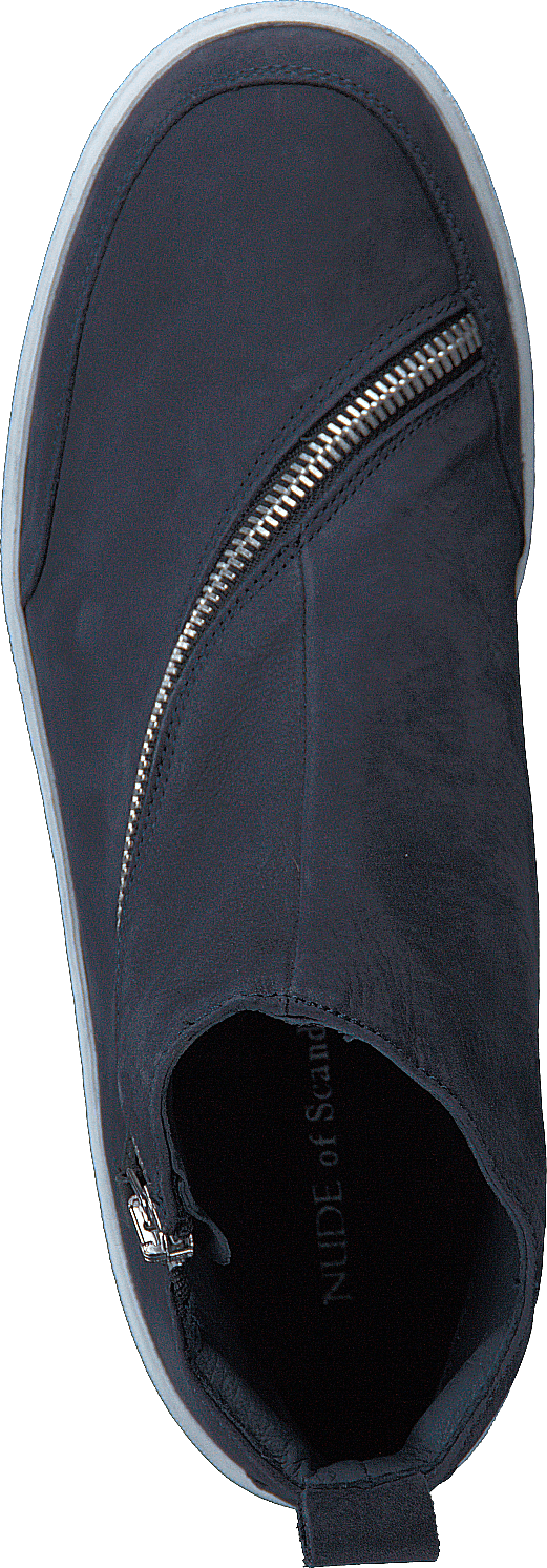 Hilda Longbeach / Blu Luna