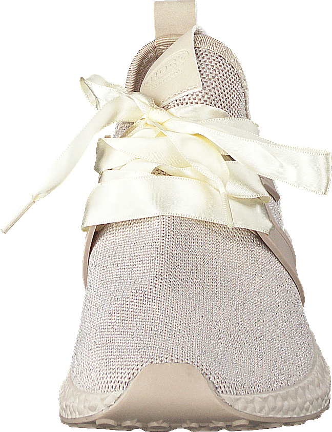 Sara Beige