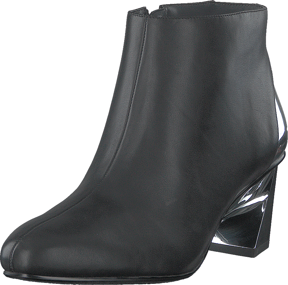 Twist Flow Bootie Black