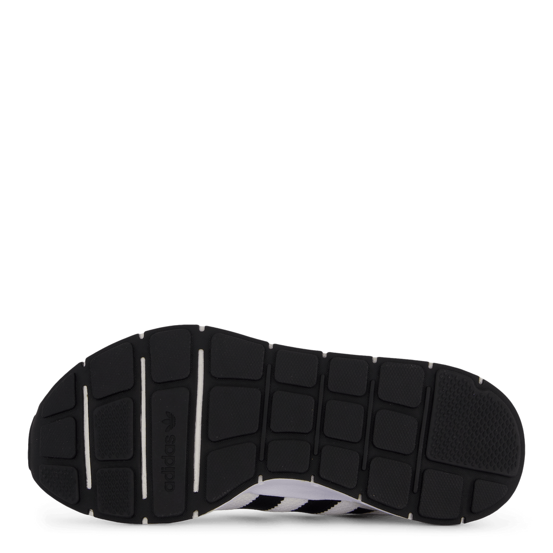 Swift Run Rf Ftwr White/core Black/ftwr Whi