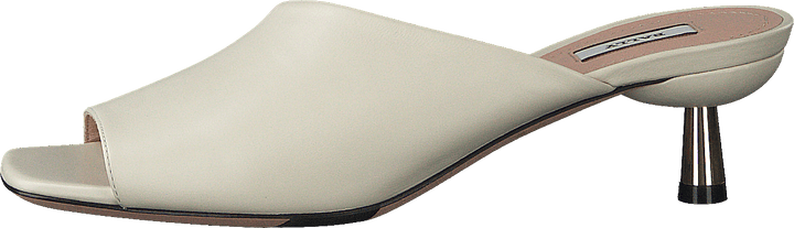 Carin 45 008, Os 15