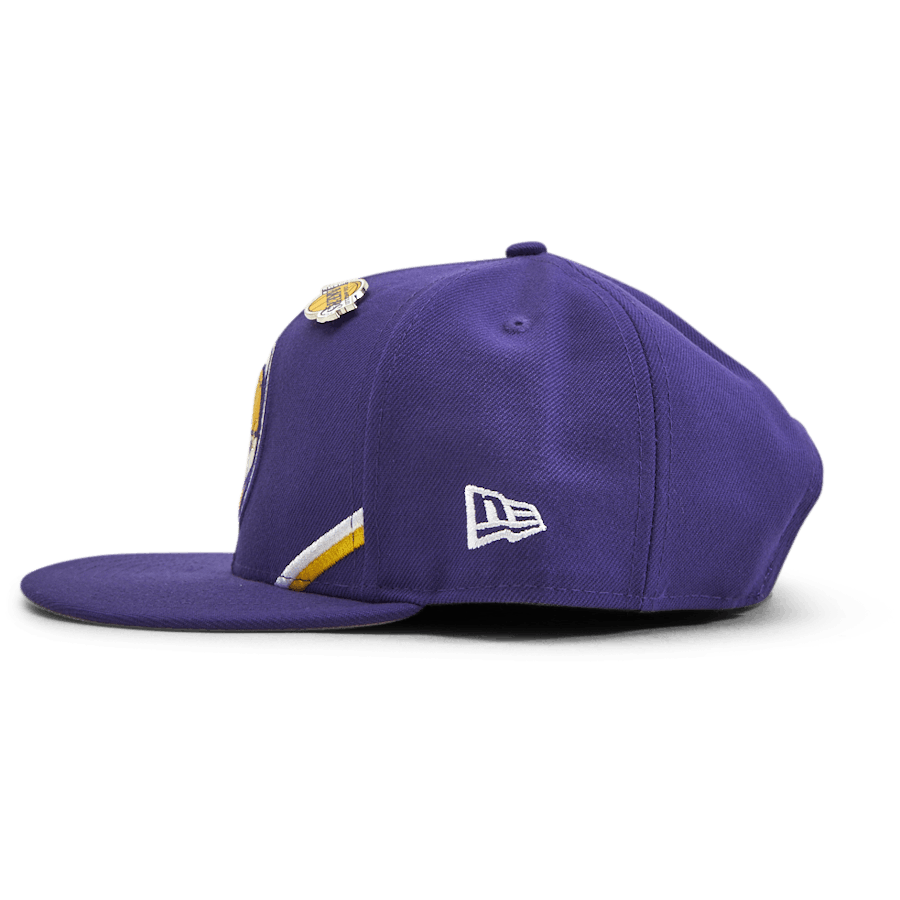 Snapback Lakers