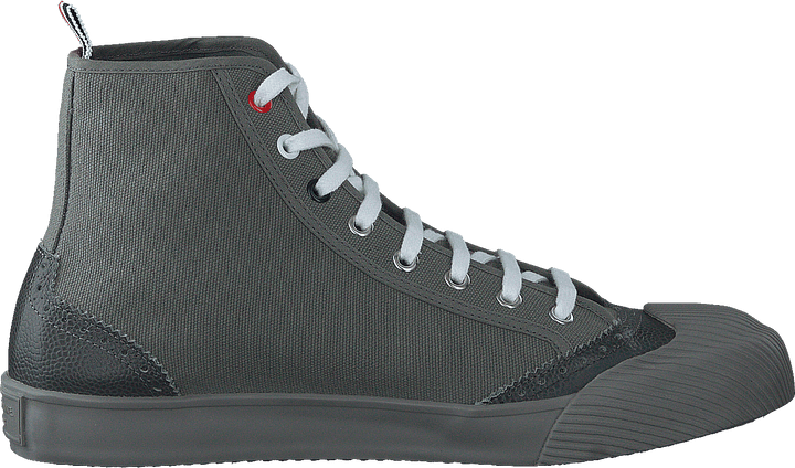 Hochwertiger Brogued-Trainer Grau