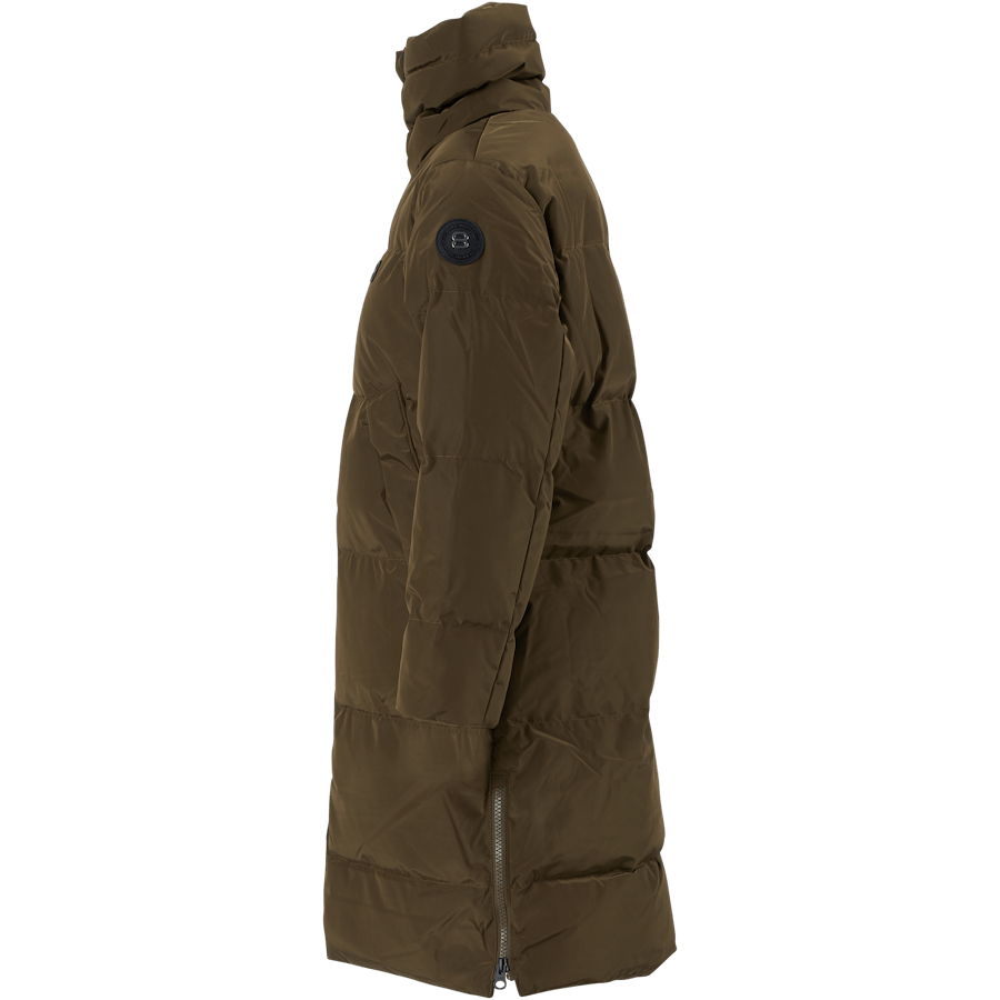 Lunell Jr Mantel Buche