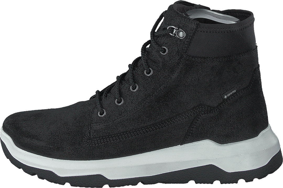 Kosmosa melnā krāsā