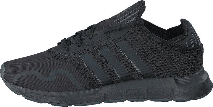 Swift Run X Core Black / Black Blue Metallic / Carbon