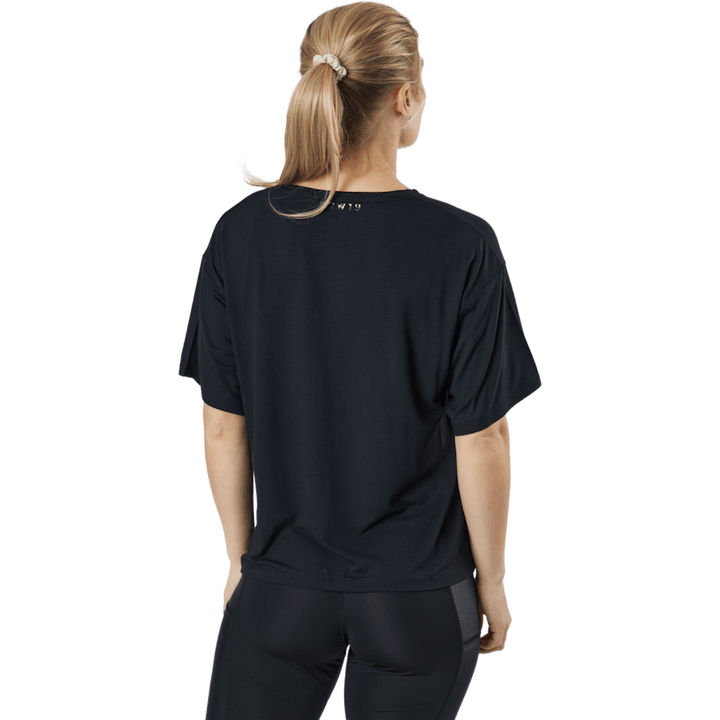 Luisa Tee Black