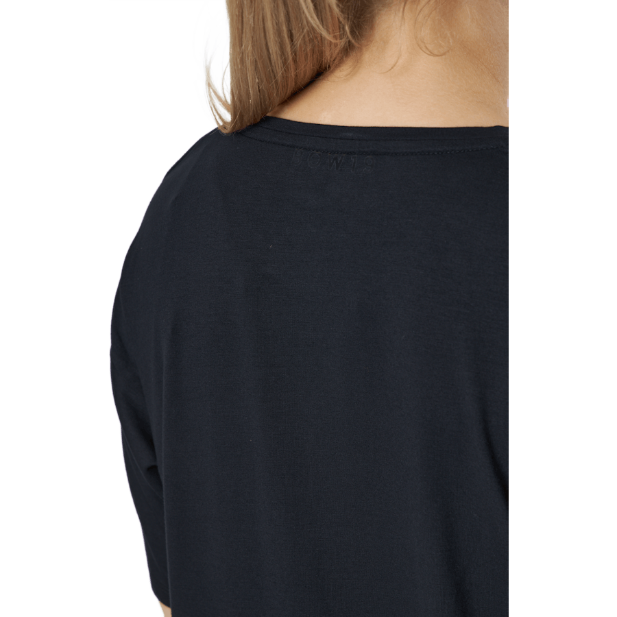 Luisa Tee Black