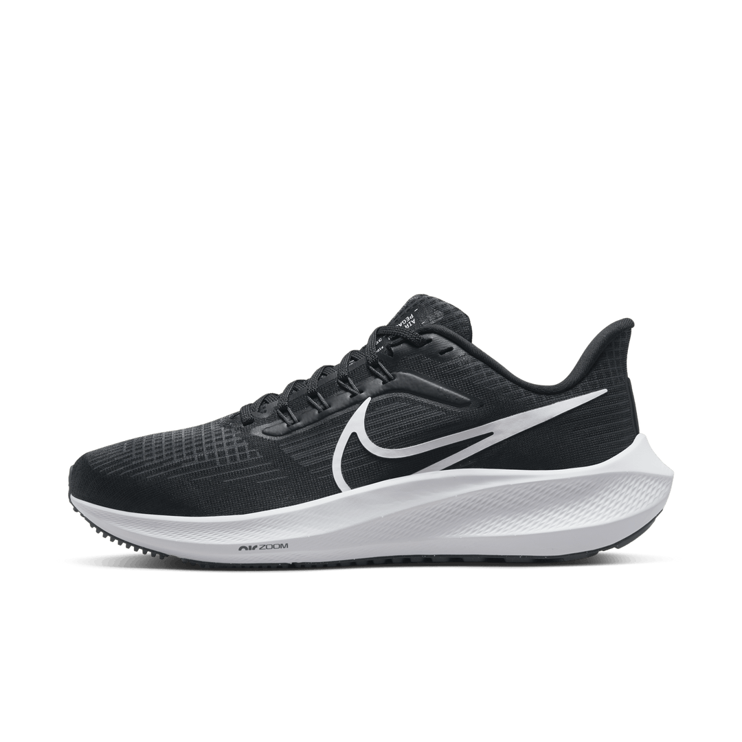 Air Zoom Pegasus 39 Damskor för landsvägslöpning SVART/WHITE-DK SMOKE GREY