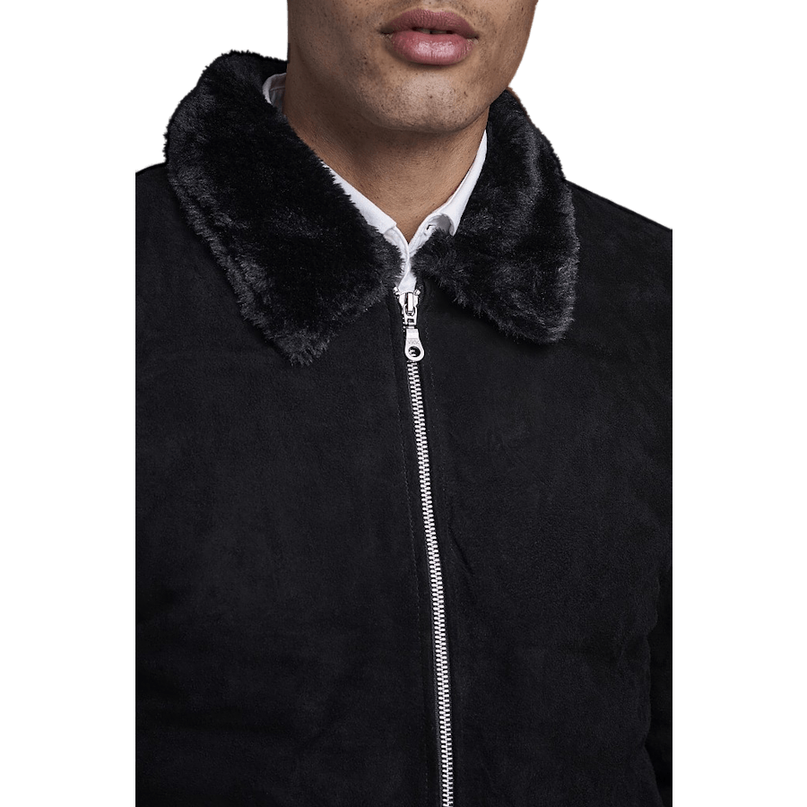 Veste en fourrure noire