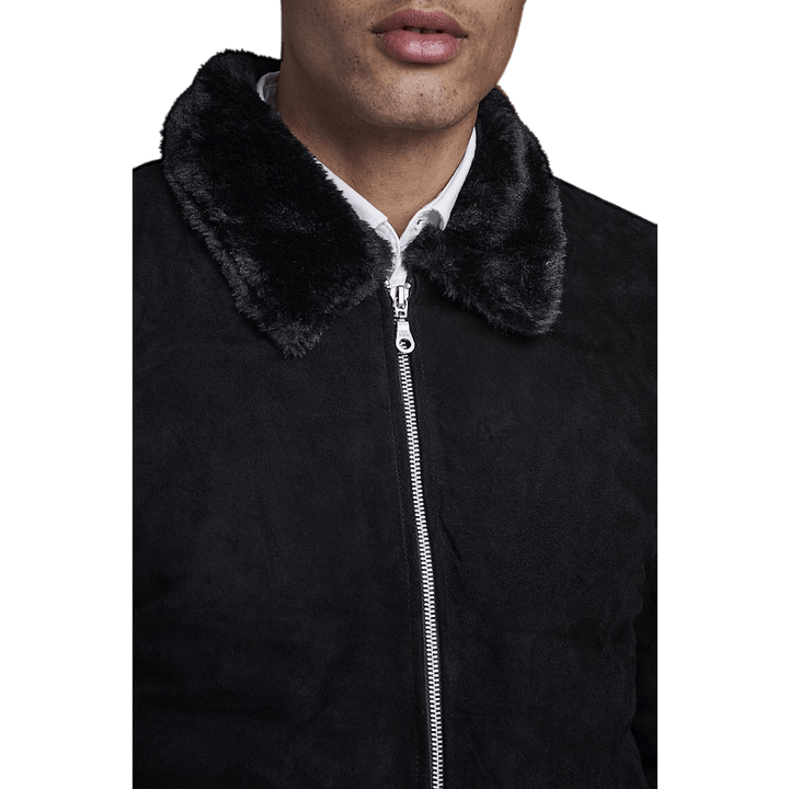 Veste en fourrure noire