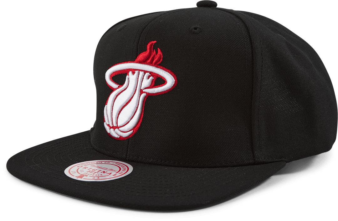 B Snapback