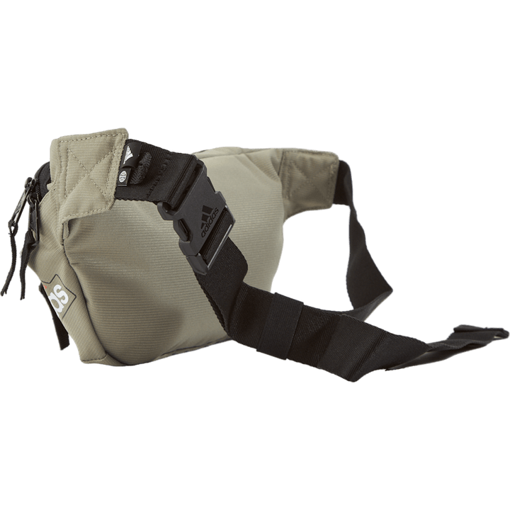 Essentials sesongbasert veske Silpeb/White/Prered