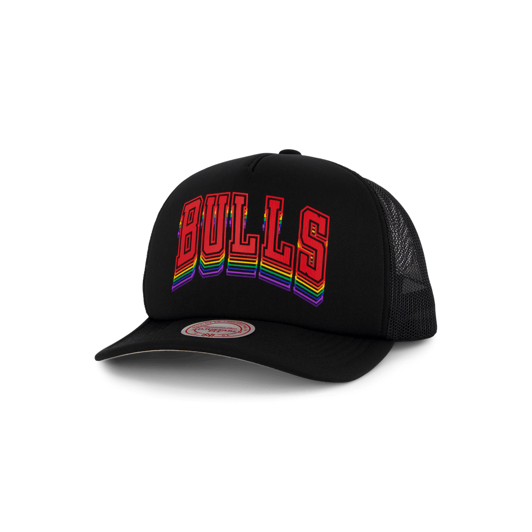Bulls Trucker