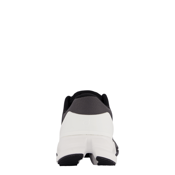 Cloudflyer 4 Black/white