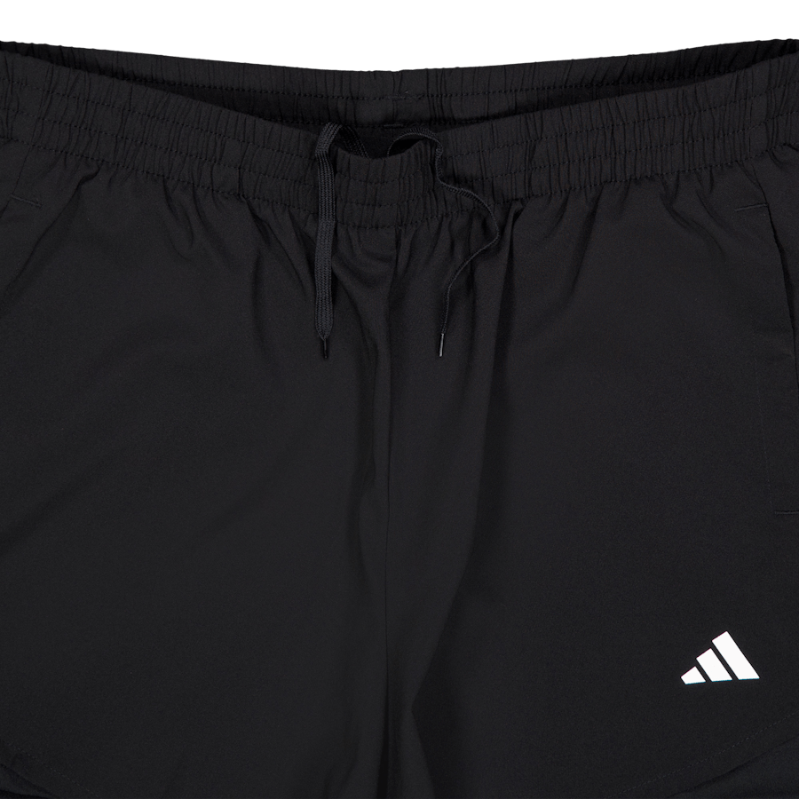 AEROREADY Made for Training Minimal Two-in-One Shorts Svart