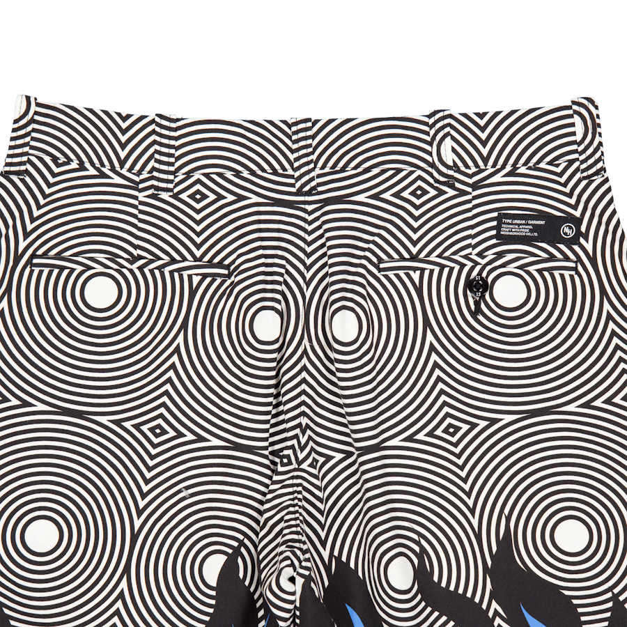 Nh X Dsc . Flammenmuster Kurz Schwarz