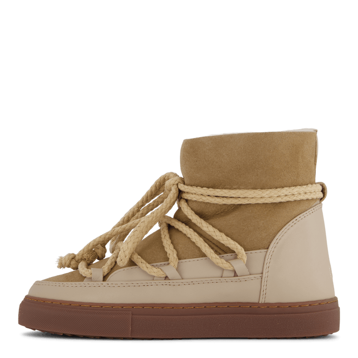 Klassischer Sneaker Beige
