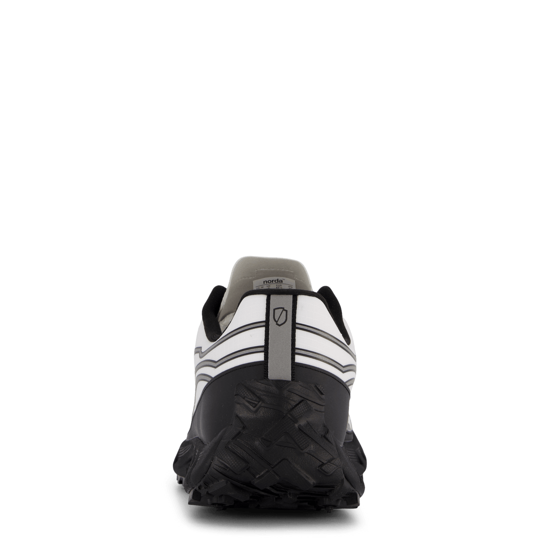 Norda 002 M White