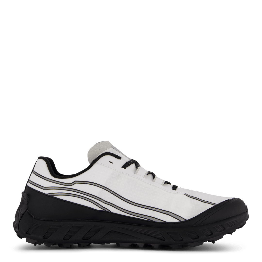 Norda 002 M White