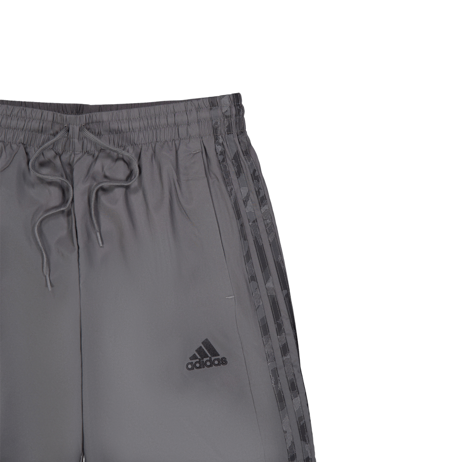 AEROREADY Essentials Chelsea 3-randiga shorts Grey Five / Black