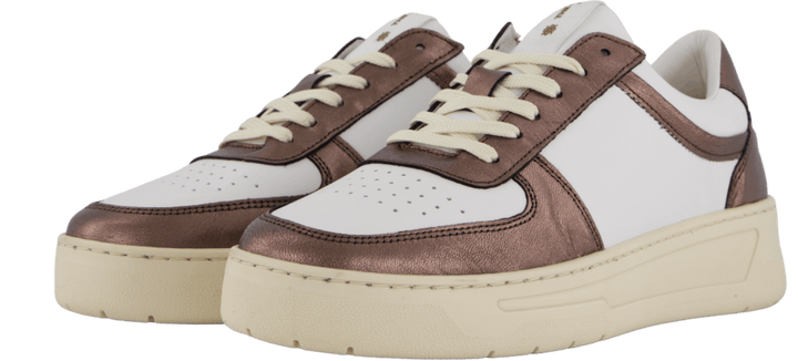 A Ella 2.0 em pele branca/bronze