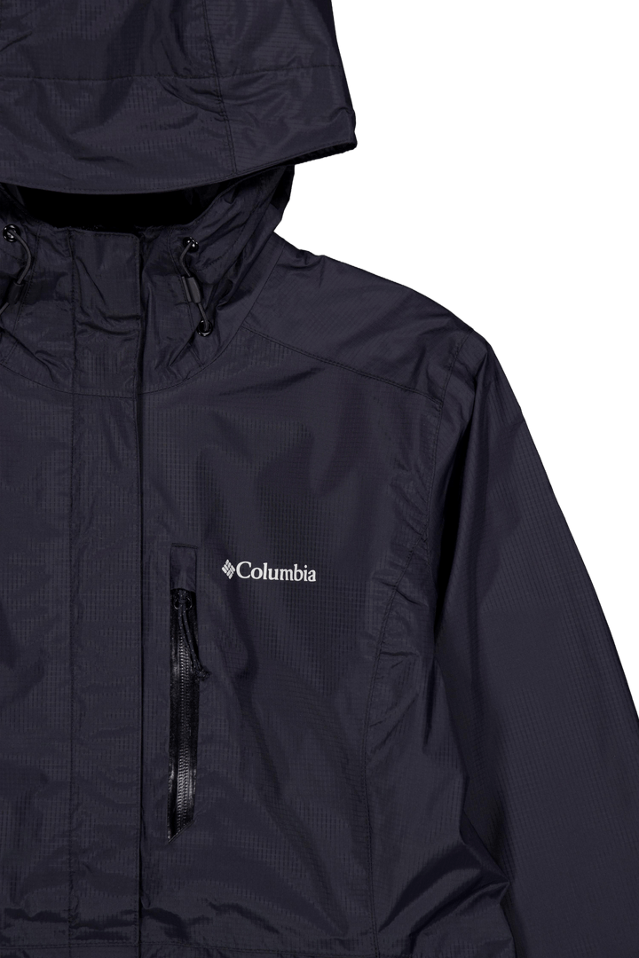 "Pouring Adventure™ Iii" striukė Black