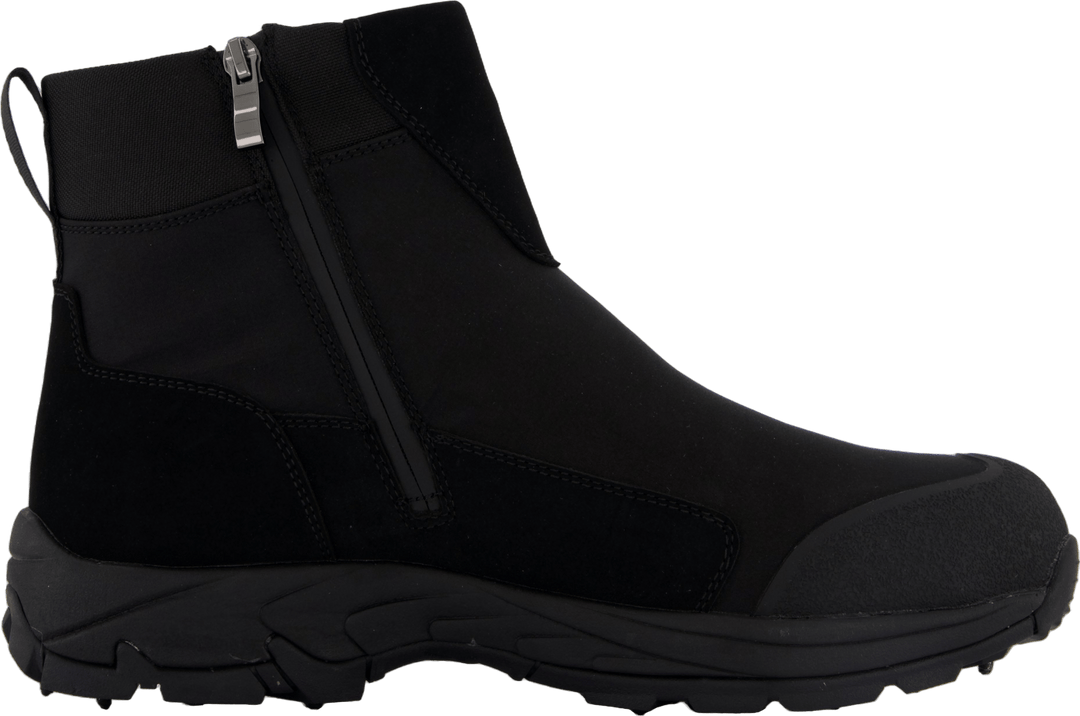 Pinner M Studs Black