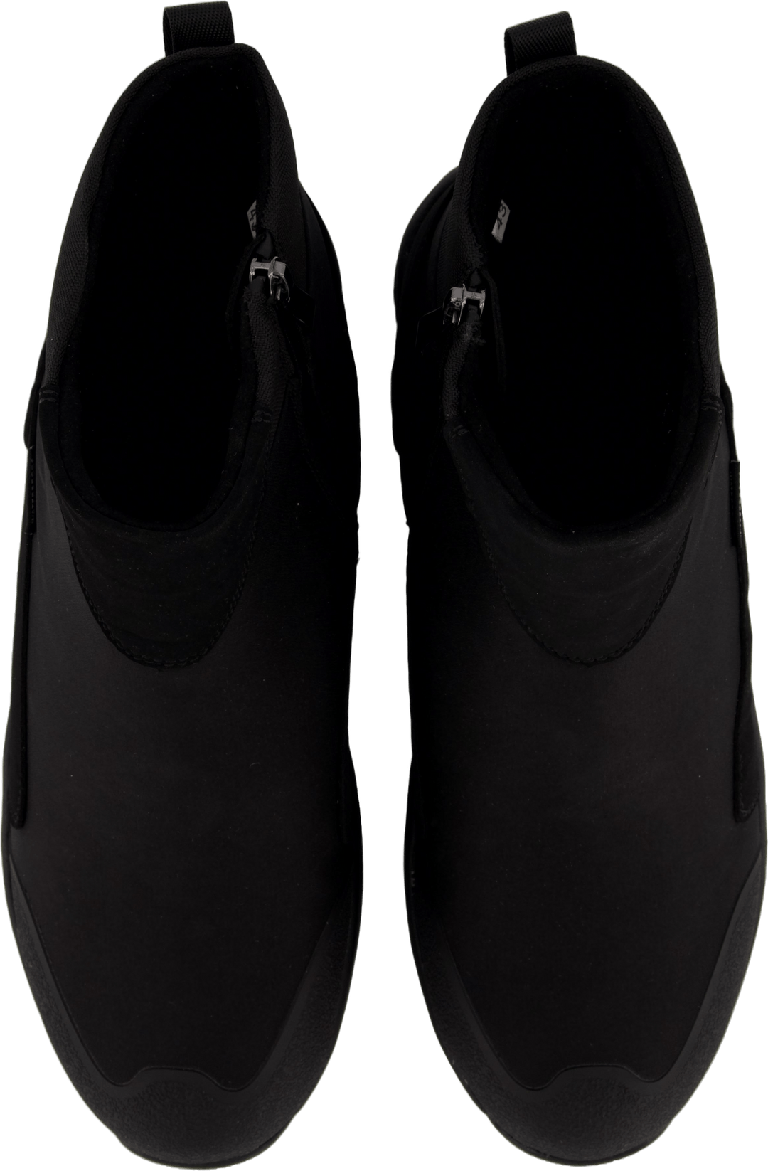 Pinner M Studs Black