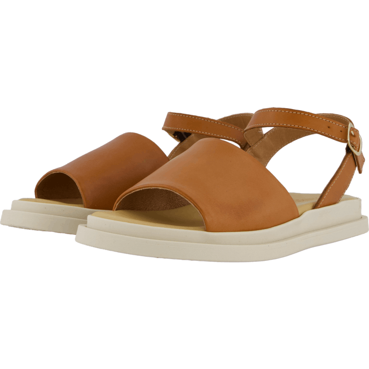 Alma Sandal