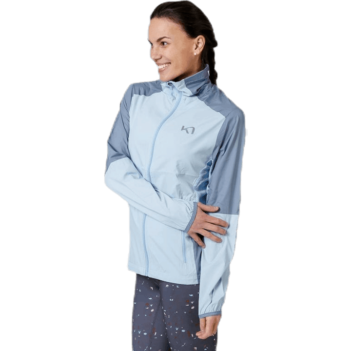 Nora Jas Blauw