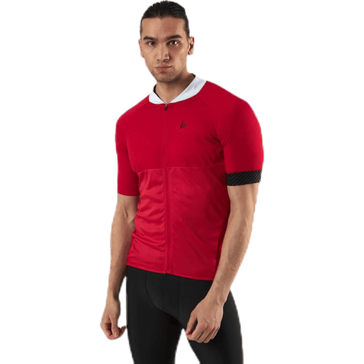 Adoptez le maillot blanc/rouge