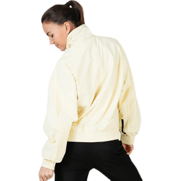 Allie Yellow