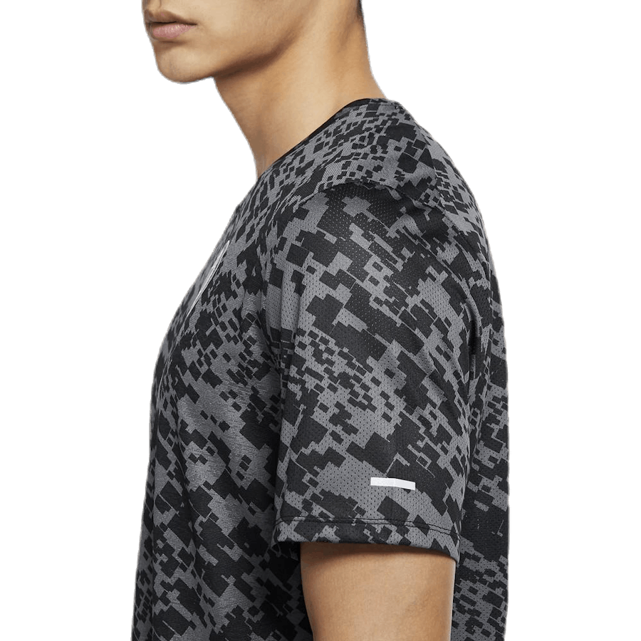 Dri-FIT Miler Wild Run Top SS pr Nero/Argento