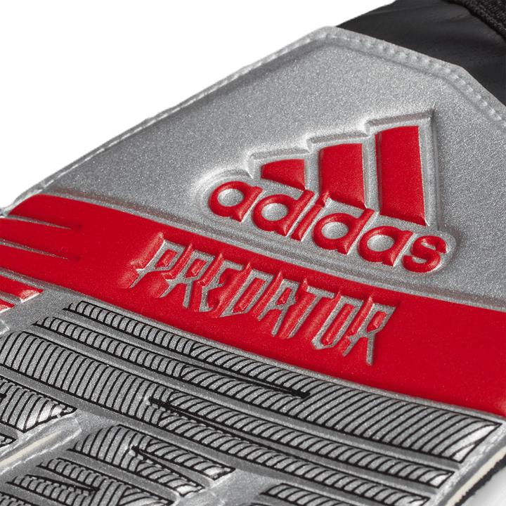 Pred TTRN Black/Grey
