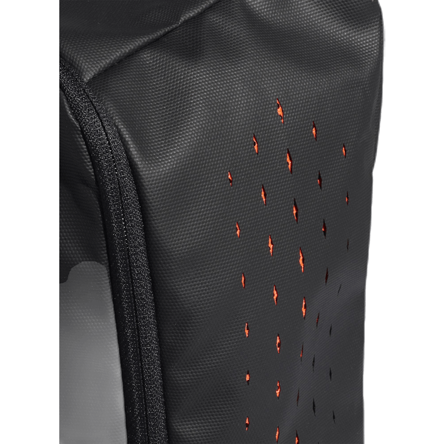 Predator SB Black/Red