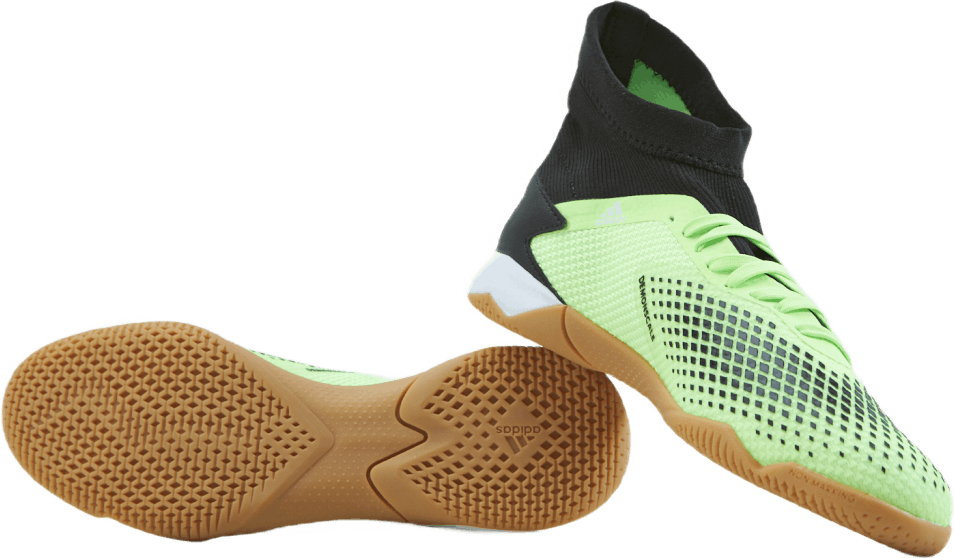 Predator 20.3 In Black/White/Green