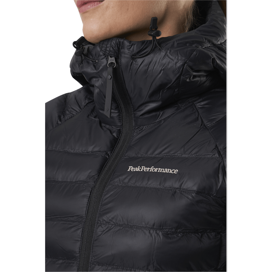 Tomic Light Jacket Black