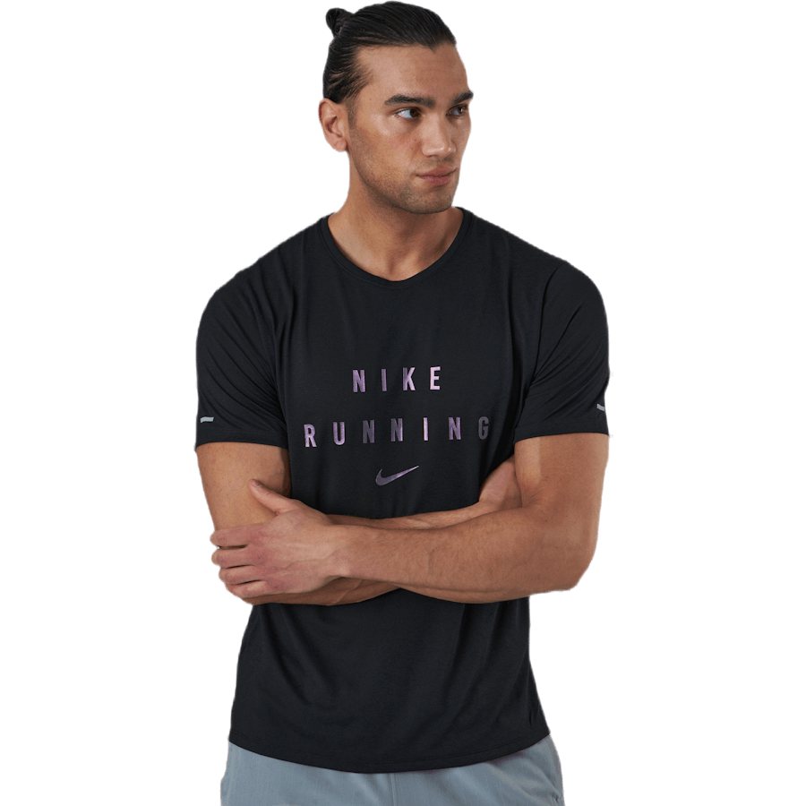 Camiseta Dri-FIT Miler Run Division Negra