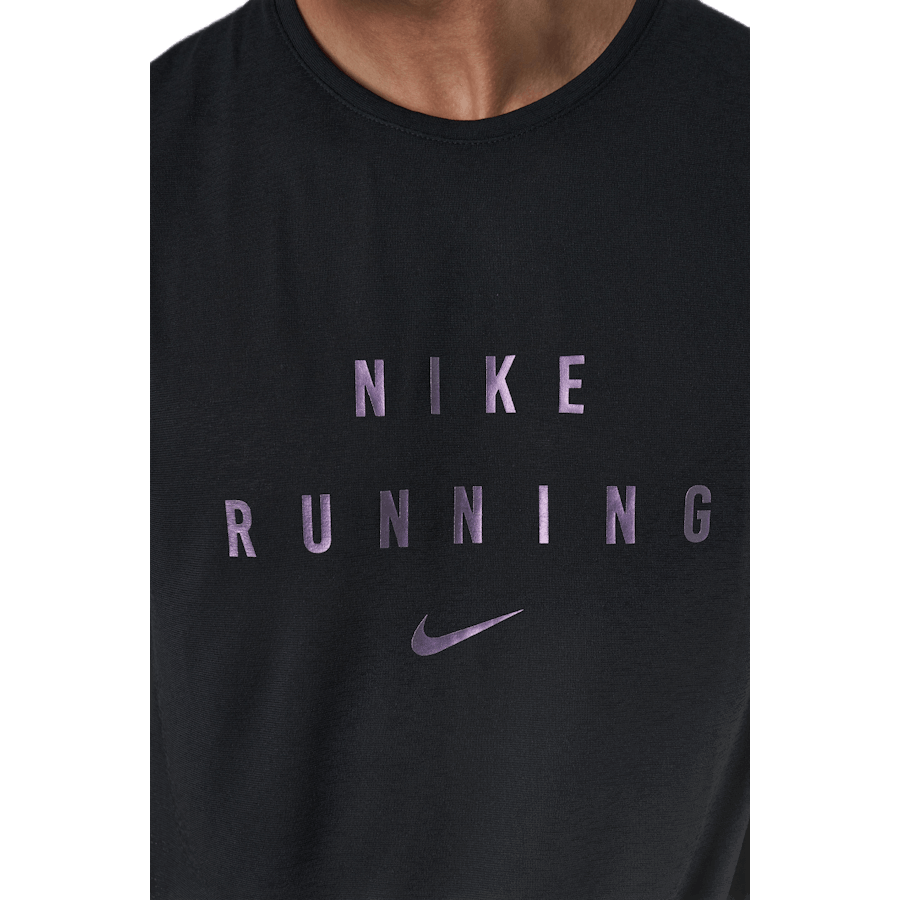 Camiseta Dri-FIT Miler Run Division Negra