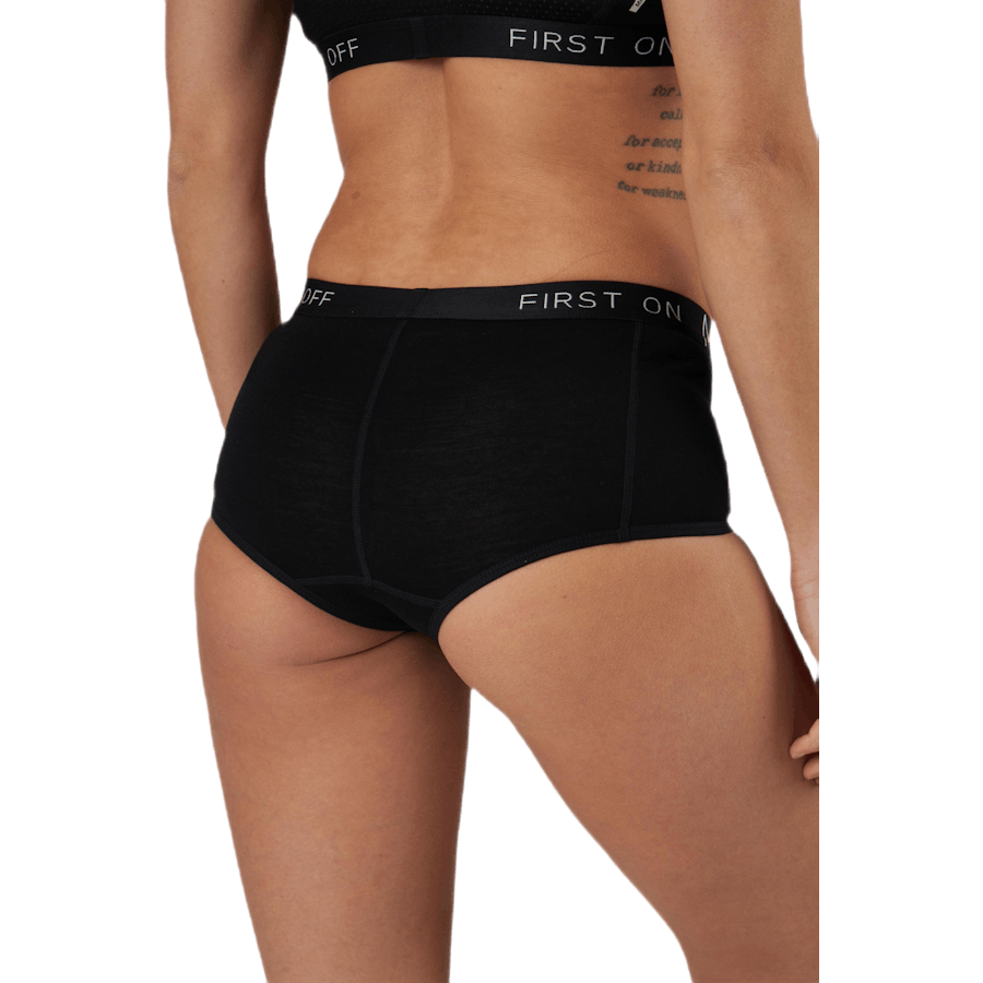 Sylvia Boyleg Black