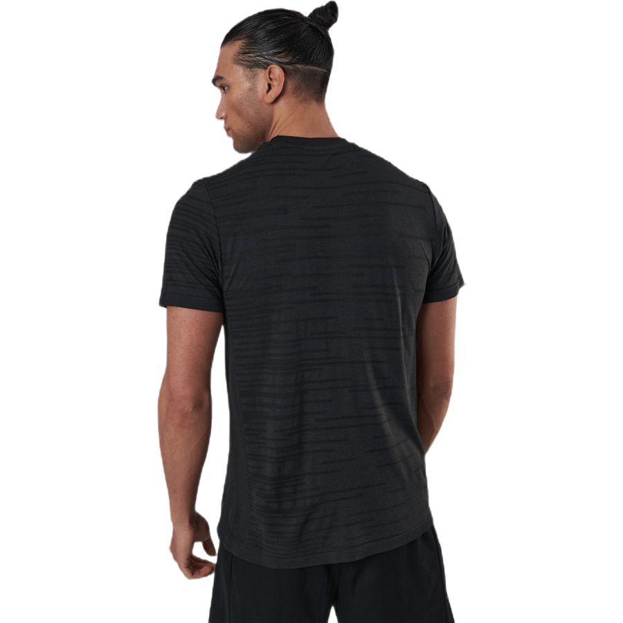 Bela Seamless Crew II Musta