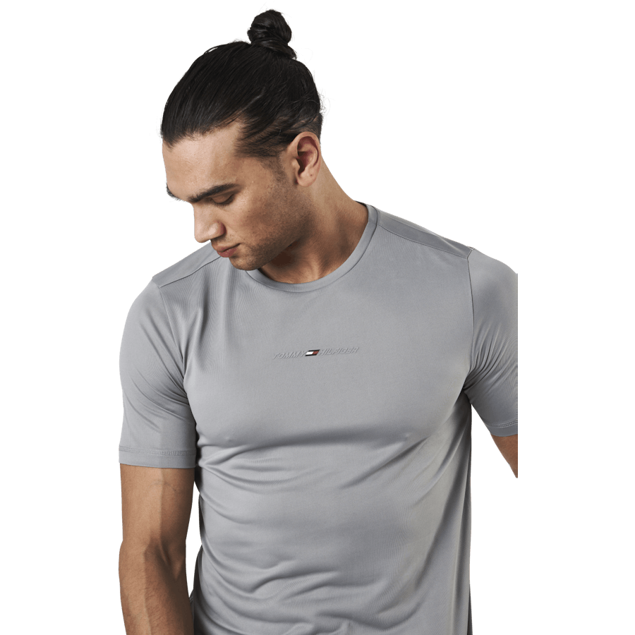 Shoulder Logo Slim Training Tee Silver