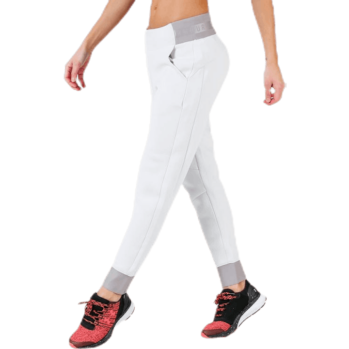 Move Pant White
