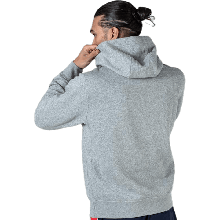 Sportswear Club Fleece Graphic Pullover Hoodie för män DK GREY HEATHER/MATTE SILVER/WHITE