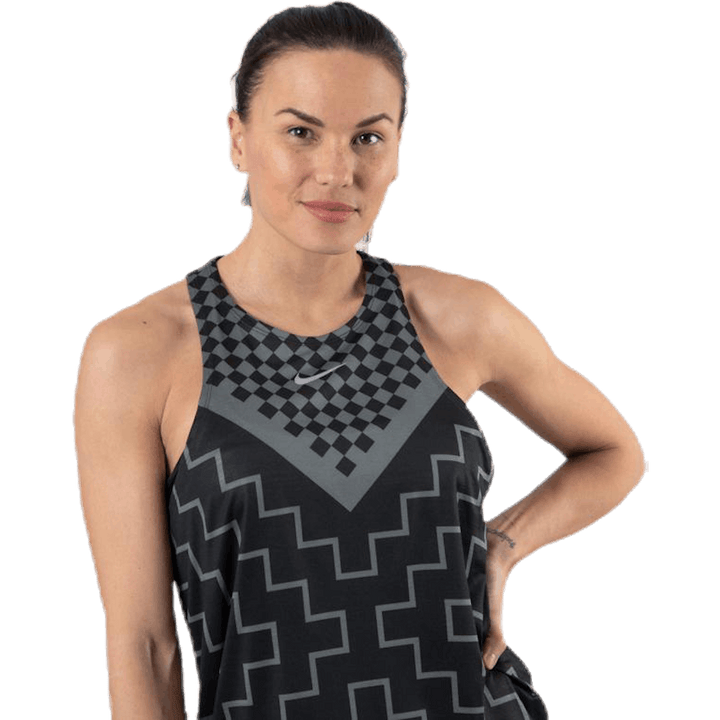 Tank Runway Geo Grey