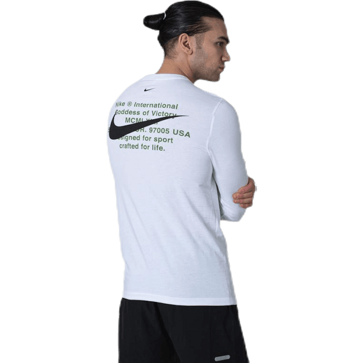 T-shirt Swoosh Ls Branco