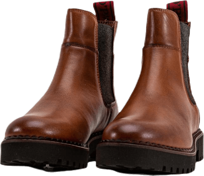 Lucia 8A Brown
