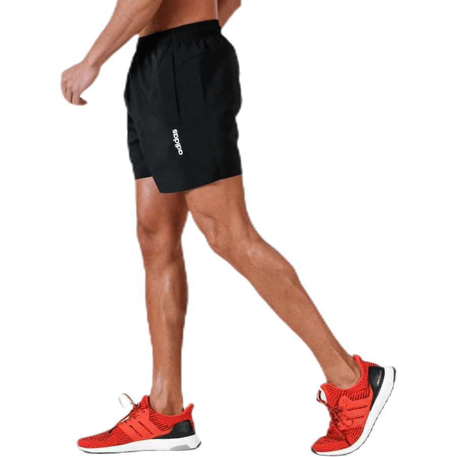 Essential Plain Chelsea Short White/Black